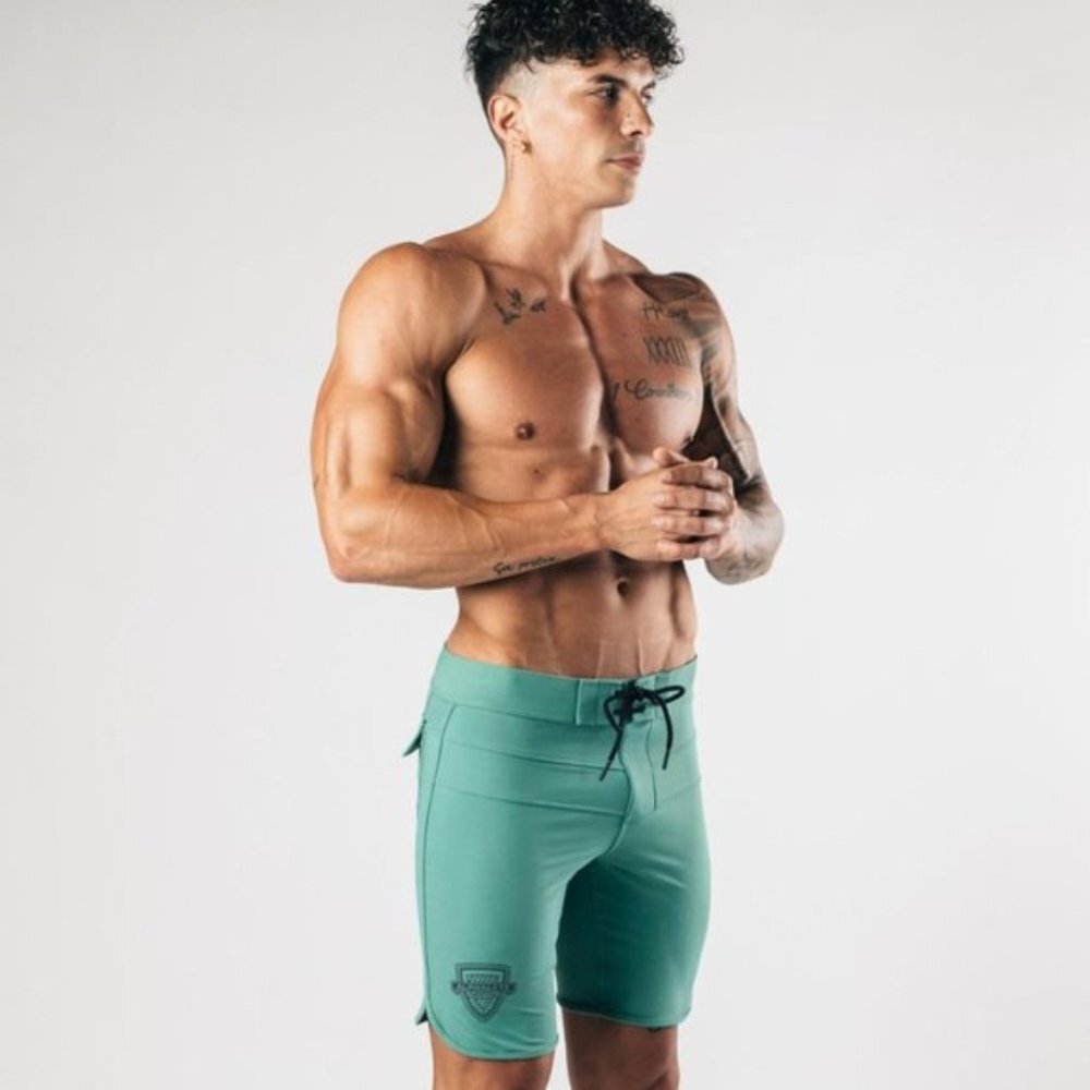 NEW Alphalete Mens Titan Board Short Swim Trunks Sea Turtle